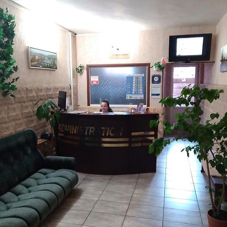 Hostel 3 Stars Na Oktyabryskoy Vitebsk Bagian luar foto