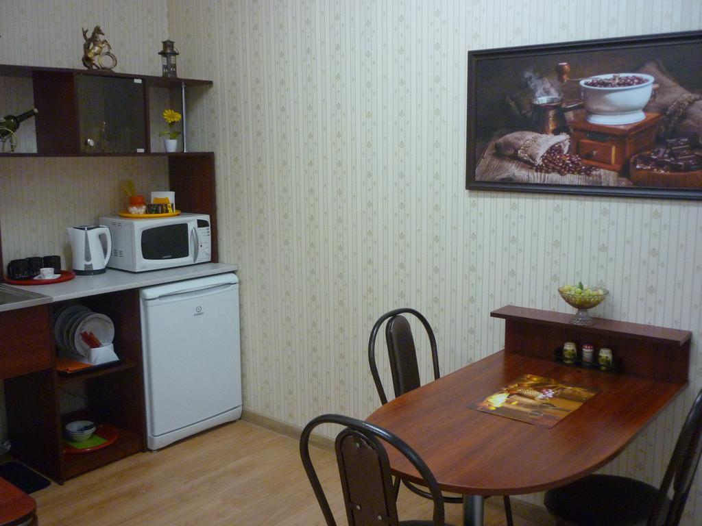 Hostel 3 Stars Na Oktyabryskoy Vitebsk Bagian luar foto