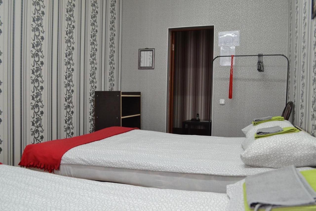 Hostel 3 Stars Na Oktyabryskoy Vitebsk Bagian luar foto