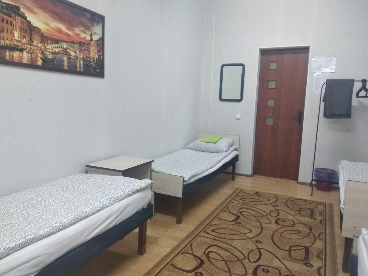 Hostel 3 Stars Na Oktyabryskoy Vitebsk Bagian luar foto